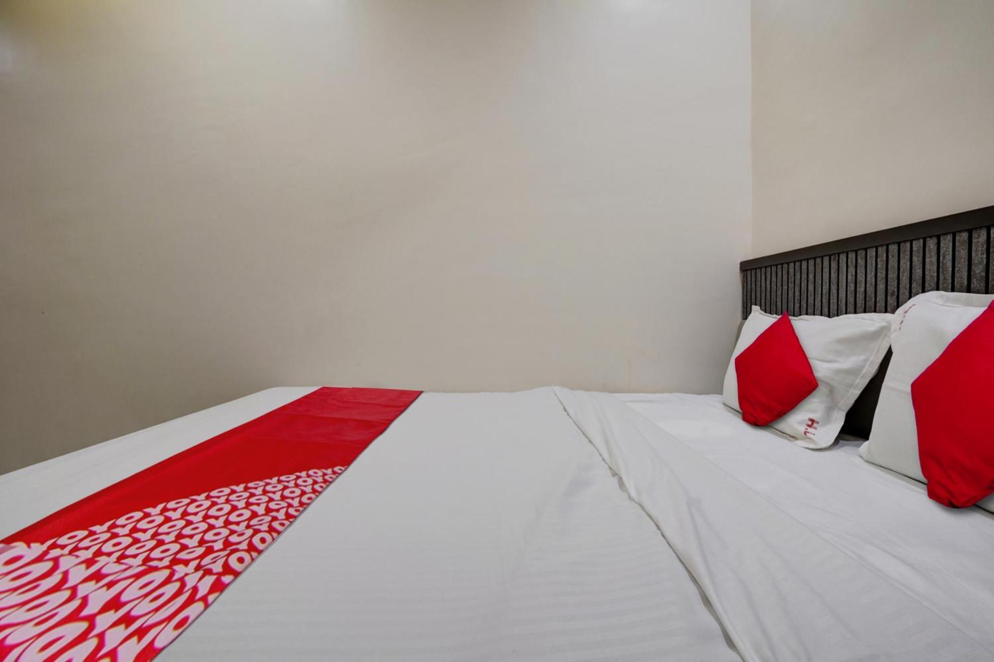 Super Hotel O Dhiman Residency Ulhasnagar ภายนอก รูปภาพ